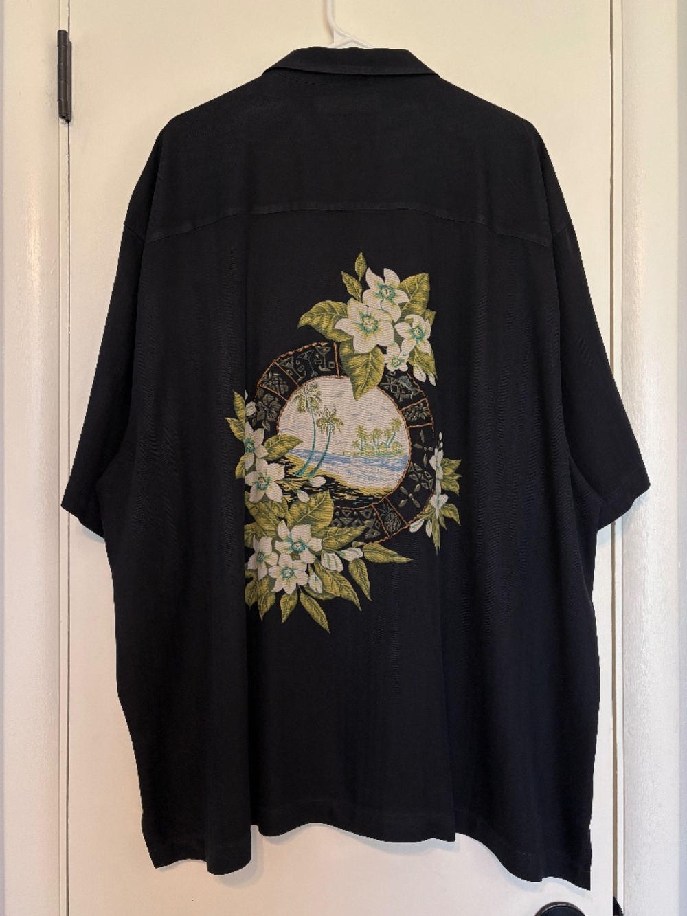 Tommy Bahama Mens 100% Silk Black Floral Hawaiian Herringbone Camp Shirt XXL/2XL